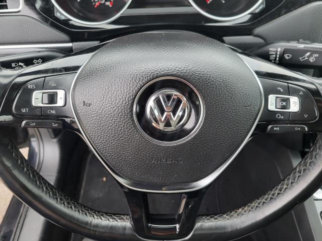 2017 Volkswagen Jetta wolfsburg Photo