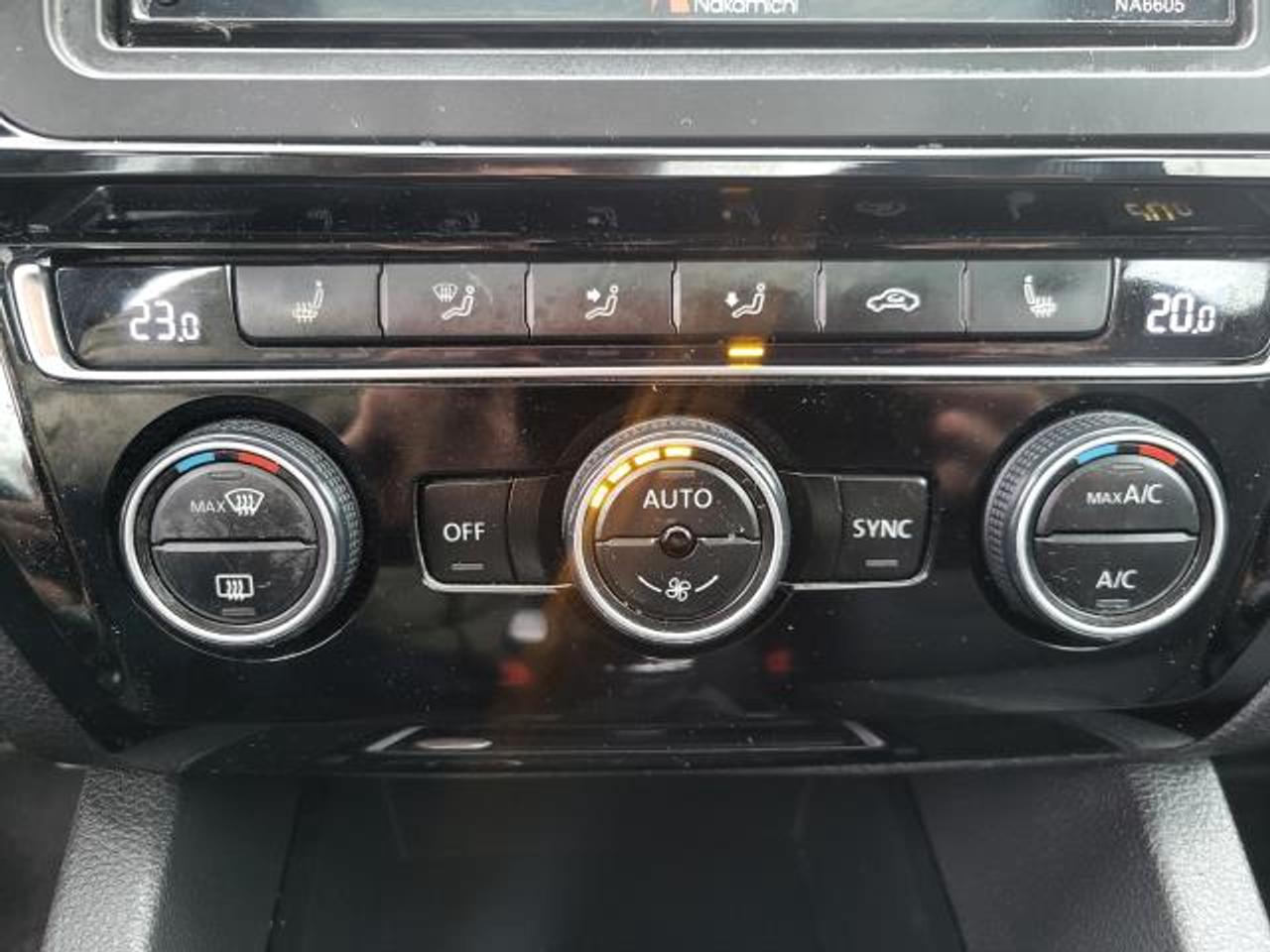 2017 Volkswagen Jetta wolfsburg Photo