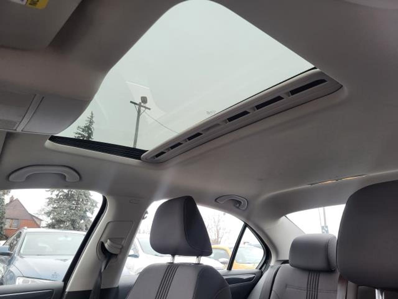 2017 Volkswagen Jetta wolfsburg Photo