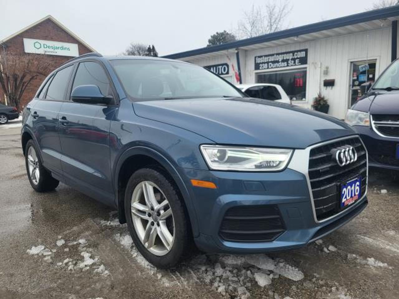 2016 Audi Q3 2.0T quattro Premium Photo