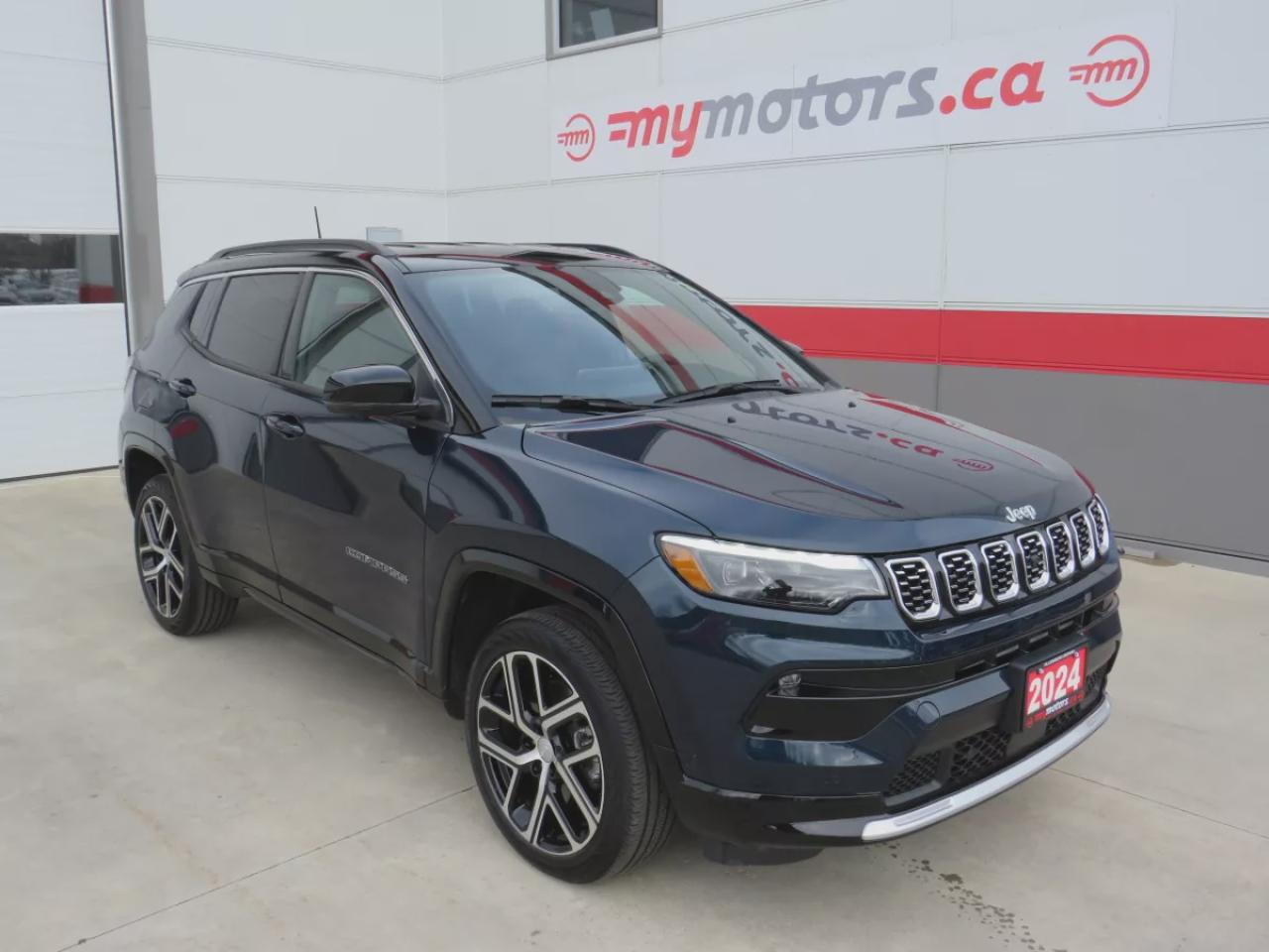 2024 Jeep Compass Limited (**LOW KM!!**ONE OWNER!!**CLEAN TITLE/NO ACCIDENTS!!**ALLOY RIMS**FOG LIGHTS**REMOTE START**LEATHER**NAVIGATION**BLIND SPOT MONITORING**POWER SEATS**360 DEGREE REVERSE CAMERA**PUSH BUTTON START**POWER TAILGATE**WIRELESS CHARGING**HEATED SEATS/STEE Photo0