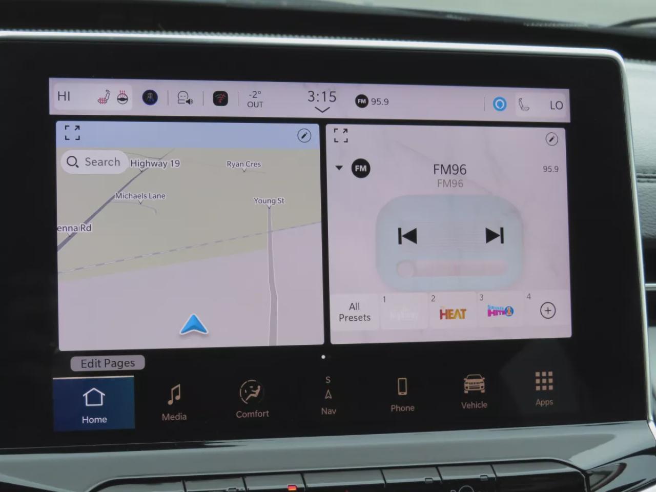 2024 Jeep Compass Limited (**LOW KM!!**ONE OWNER!!**CLEAN TITLE/NO ACCIDENTS!!**ALLOY RIMS**FOG LIGHTS**REMOTE START**LEATHER**NAVIGATION**BLIND SPOT MONITORING**POWER SEATS**360 DEGREE REVERSE CAMERA**PUSH BUTTON START**POWER TAILGATE**WIRELESS CHARGING**HEATED SEATS/STEE Photo