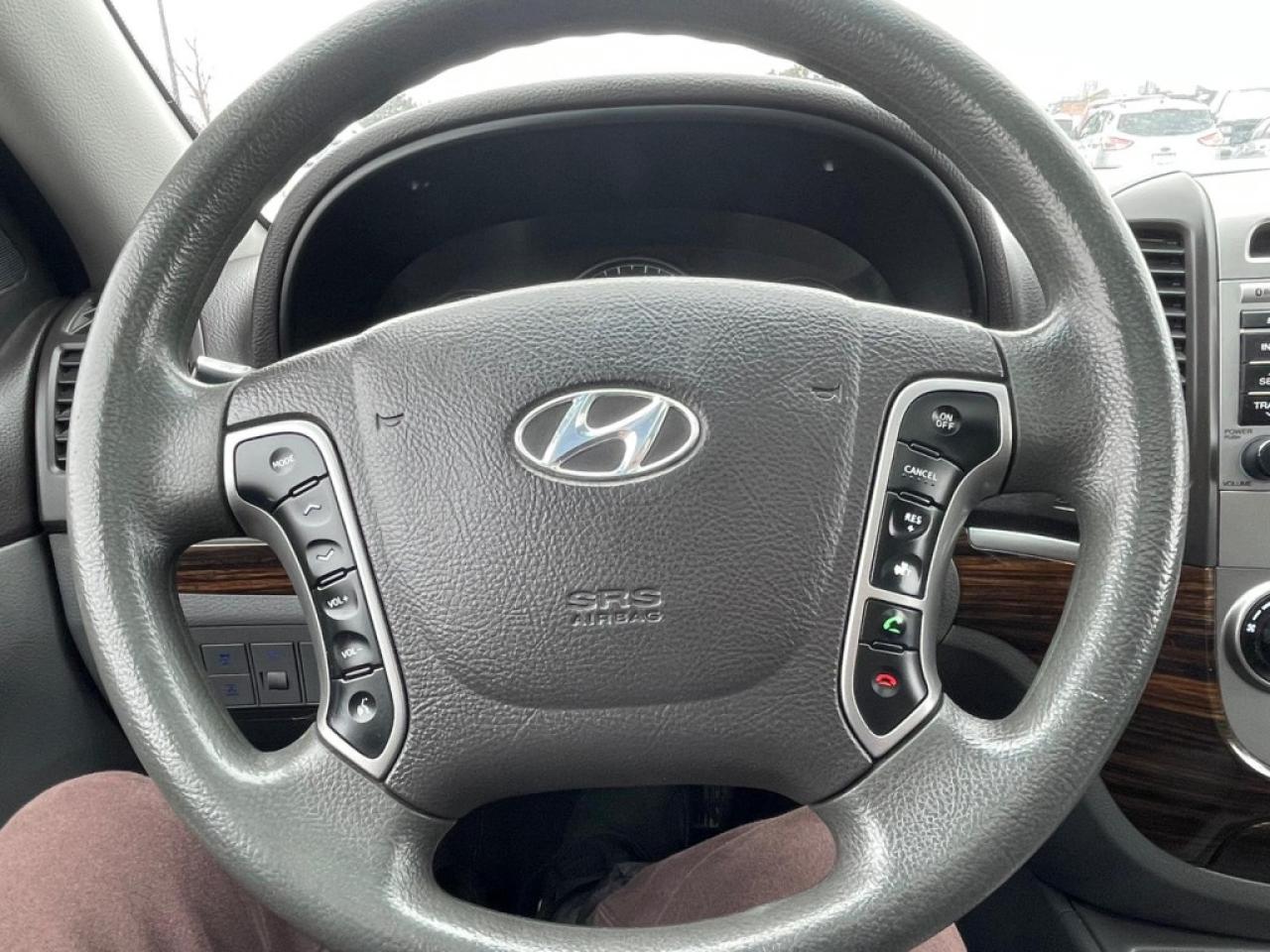 2012 Hyundai Santa Fe All-wheel Drive 4dr I4 Automatic GL Premium Photo