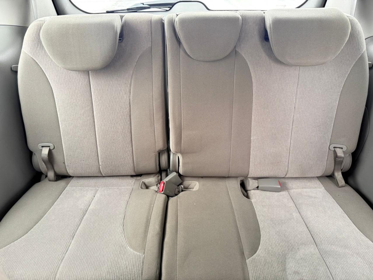 2014 Kia Sedona LX Passenger Van Automatic Photo