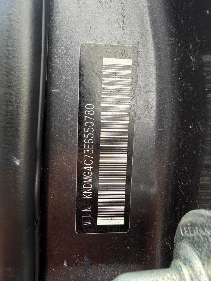 2014 Kia Sedona LX Passenger Van Automatic Photo