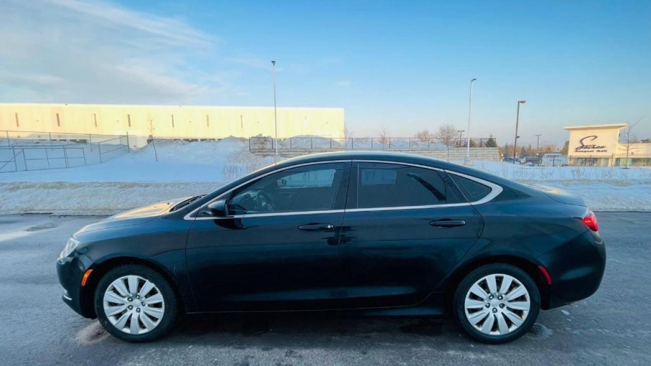 2016 Chrysler 200 LX 4dr Front-wheel Drive Sedan Automatic Photo