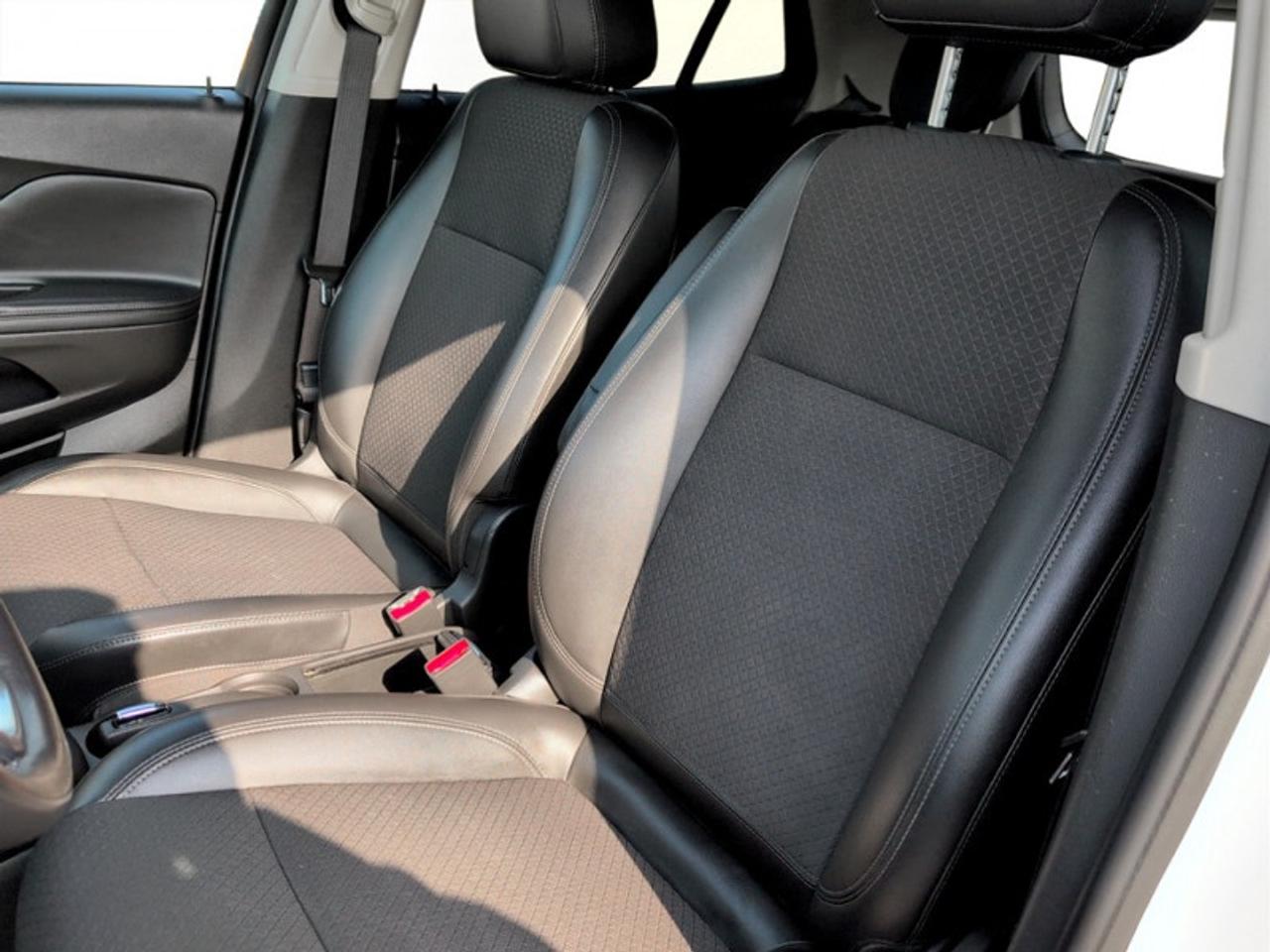 2020 Buick Encore Preferred  **SAFETY PACKAGE** Photo