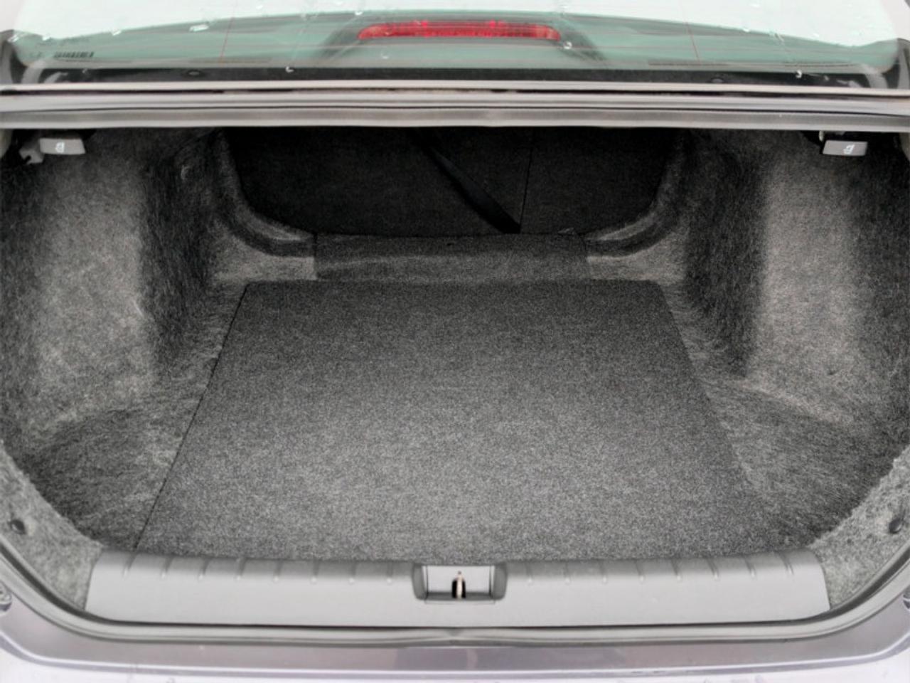 2019 Honda Civic Sedan LX  **LOW KMS - 14 SERV. RECS.** Photo