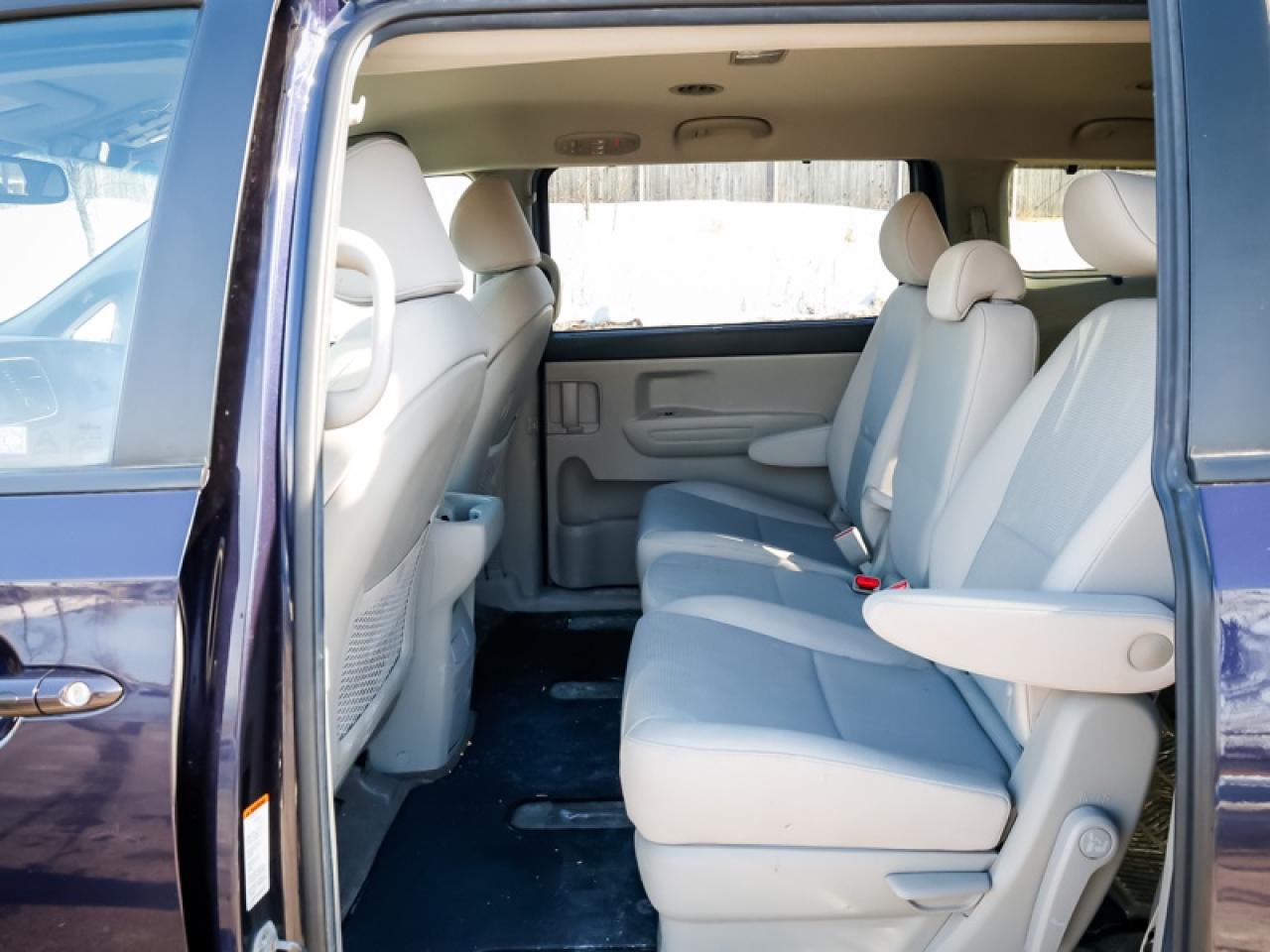 2020 Kia Sedona LX  - Heated Seats -  Apple CarPlay - $161 B/W Photo