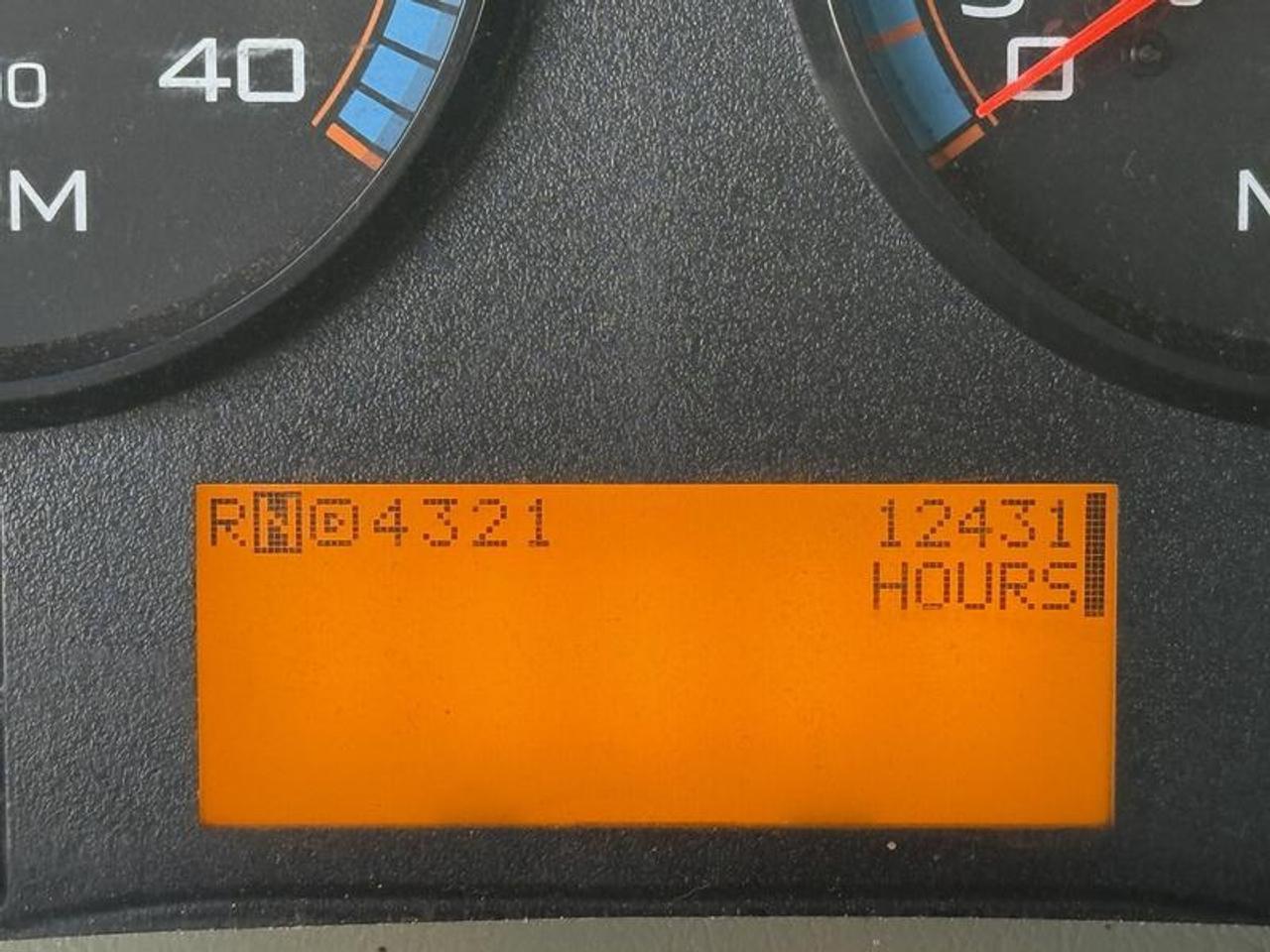 13615793