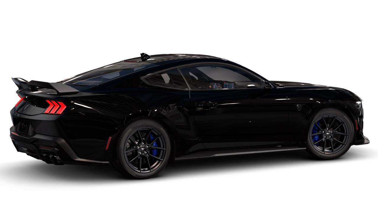 2026 Ford Mustang Dark Horse Photo2