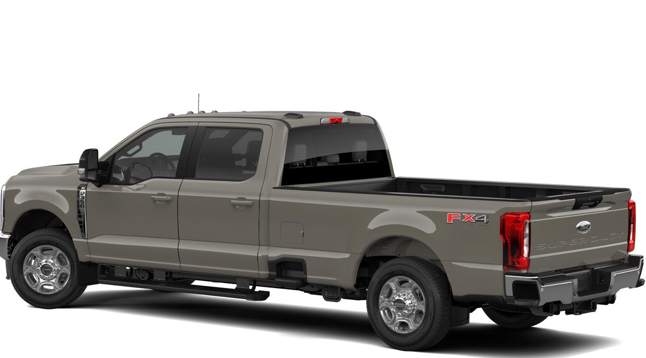 2026 Ford F-350 Super Duty SRW XLT Photo