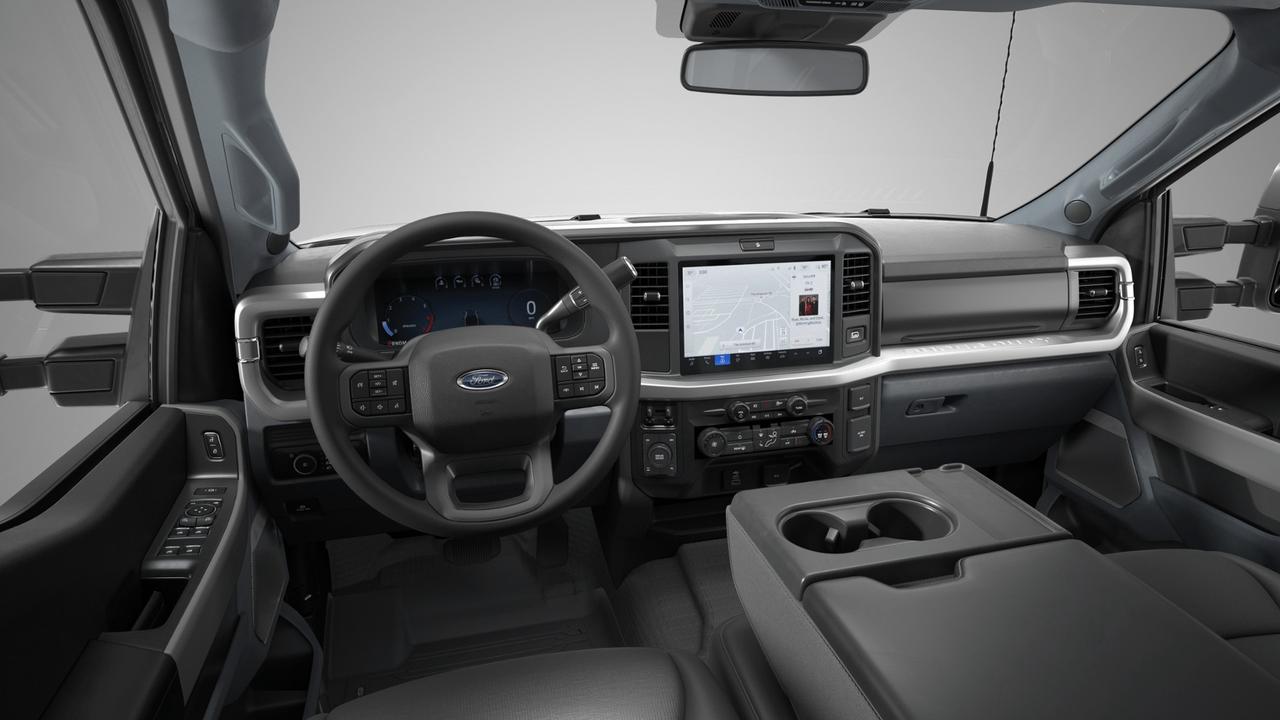 2026 Ford F-350 Super Duty SRW XLT Photo