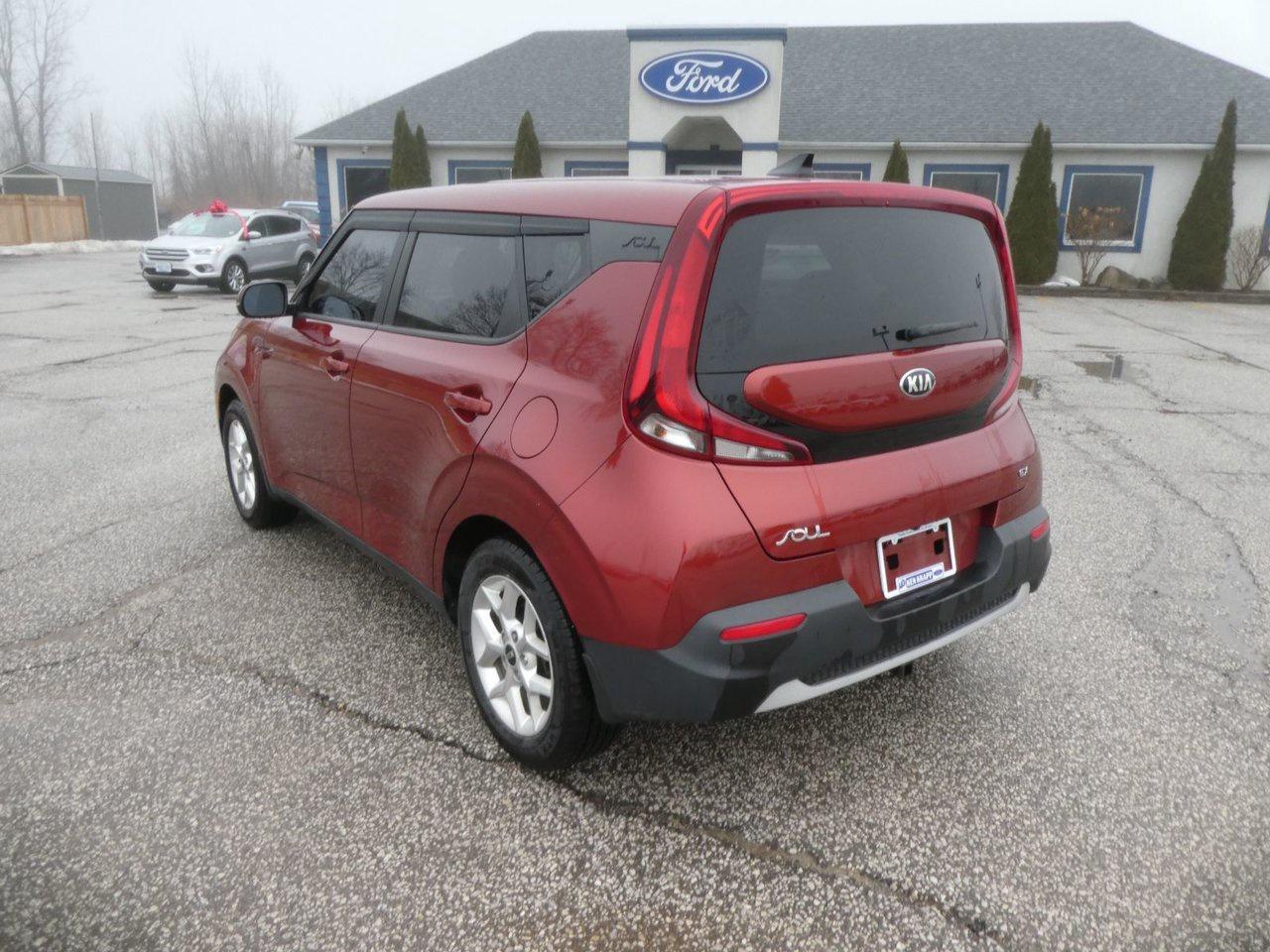 2020 Kia Soul EX Photo2