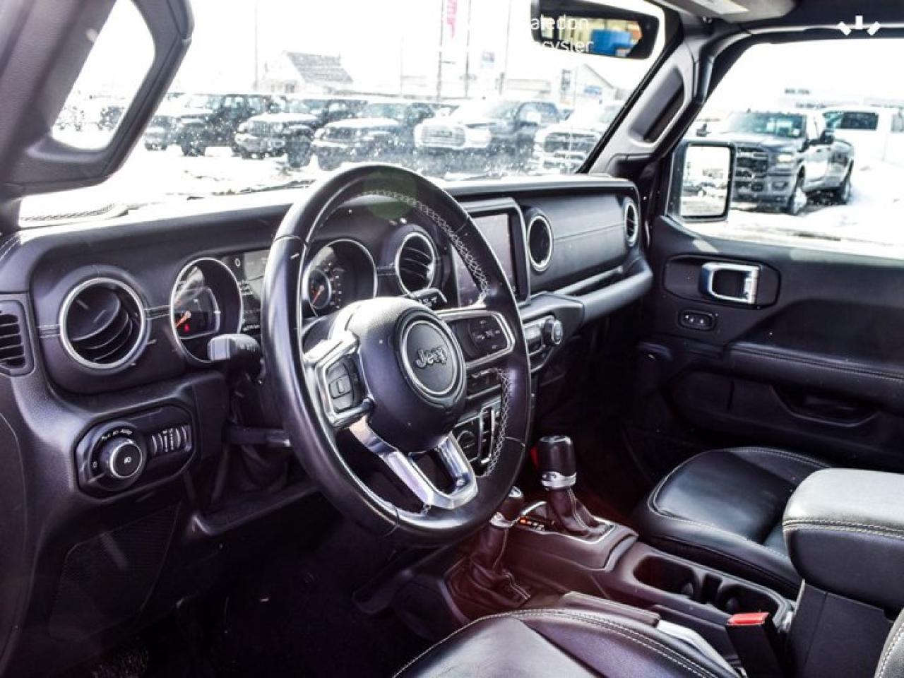 2021 Jeep Wrangler UNLIMITED ALTITUDE Photo