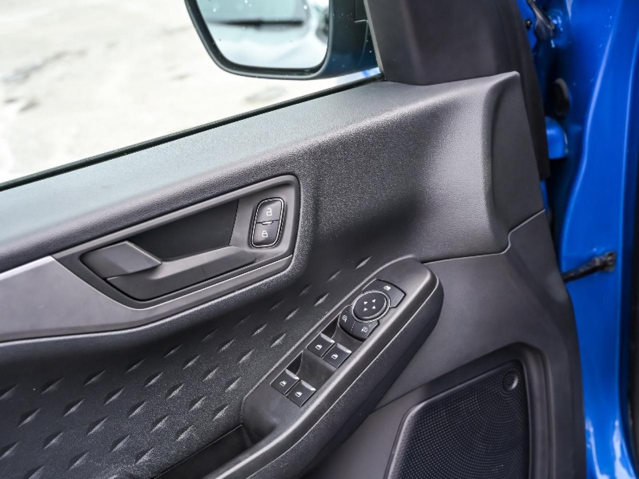 2020 Ford Escape S Photo