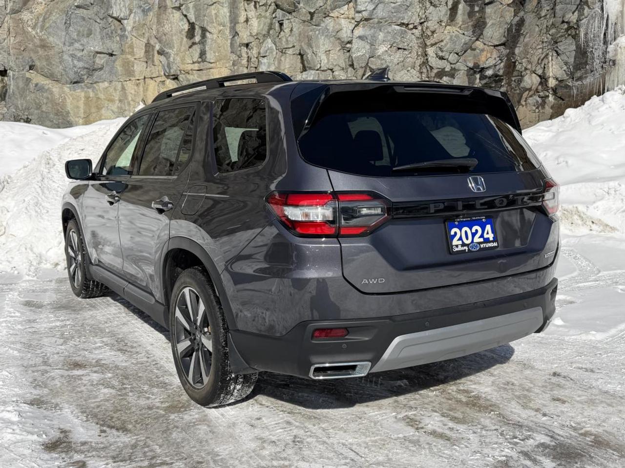 2024 Honda Pilot Touring AWD Photo