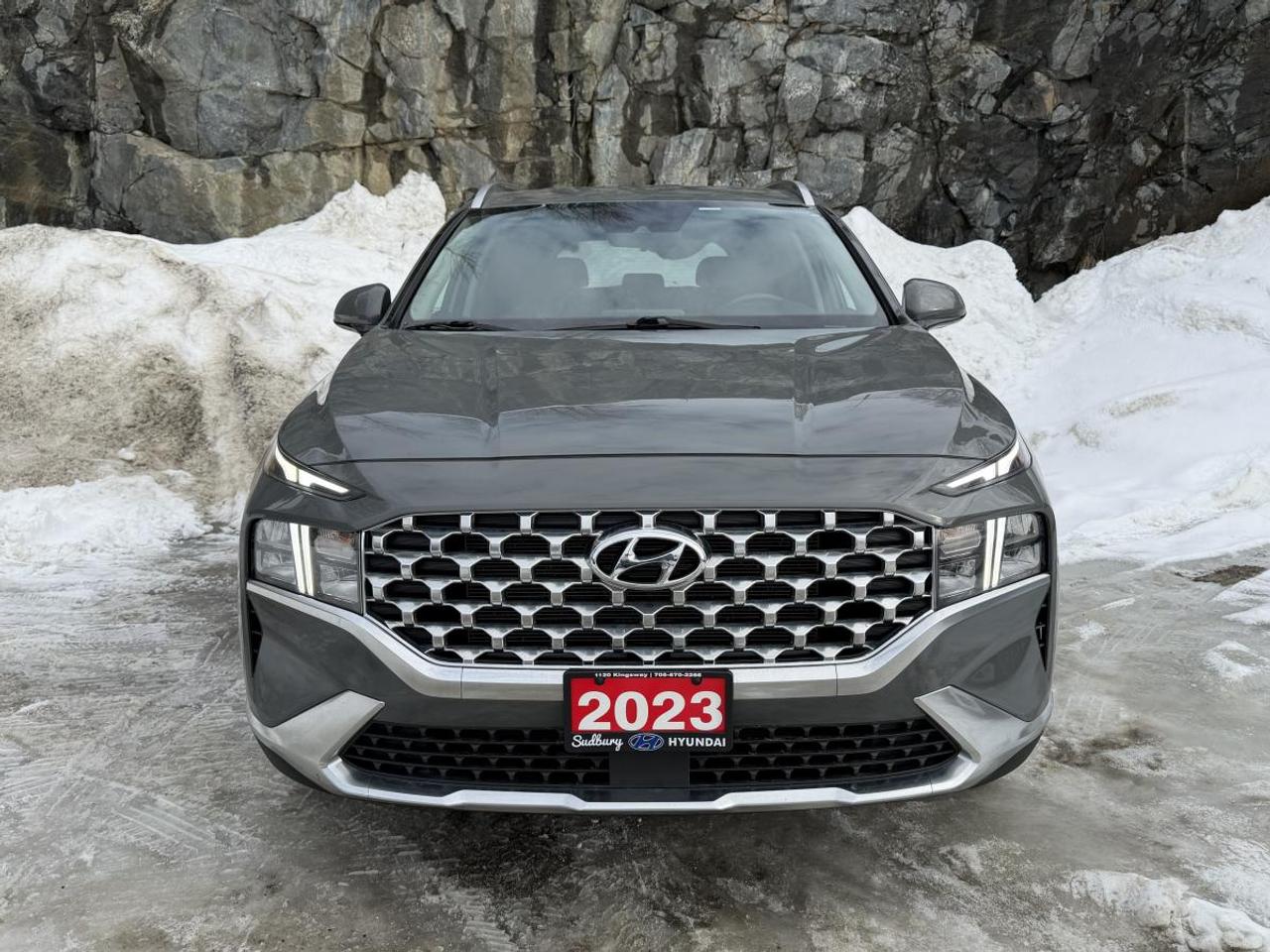 2023 Hyundai Santa Fe Preferred AWD Photo2