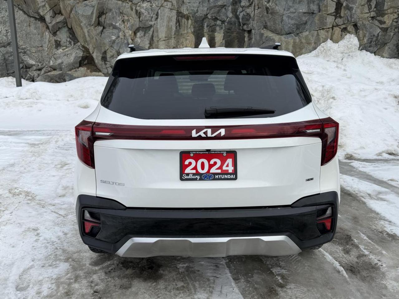 2024 Kia Seltos EX AWD Photo4