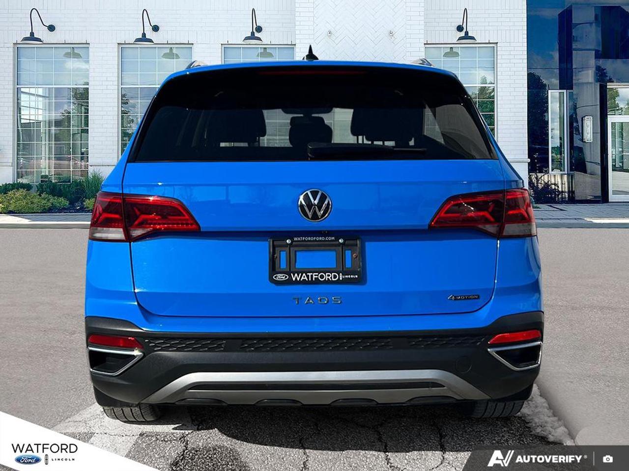 2022 Volkswagen Taos Comfortline 4Motion Photo4
