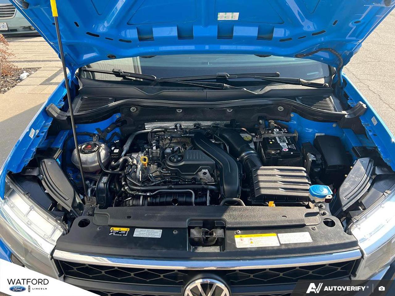 2022 Volkswagen Taos Comfortline 4Motion Photo