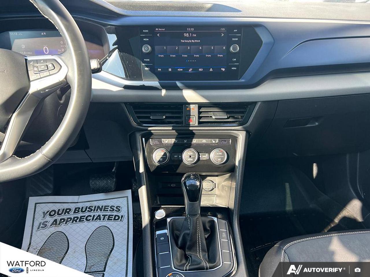 2022 Volkswagen Taos Comfortline 4Motion Photo