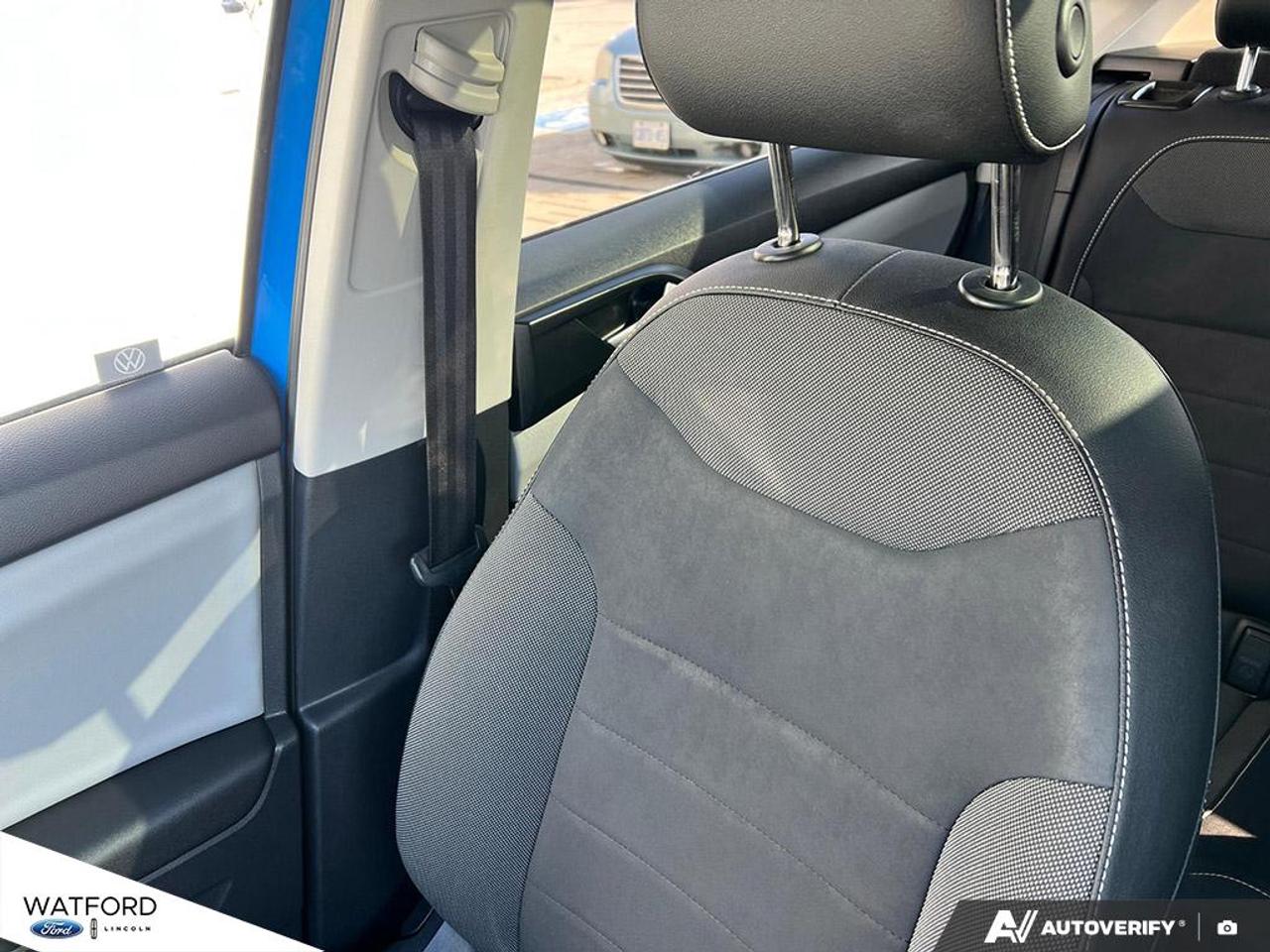 2022 Volkswagen Taos Comfortline 4Motion Photo