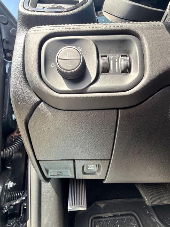 2026 RAM 3500 Limited Photo