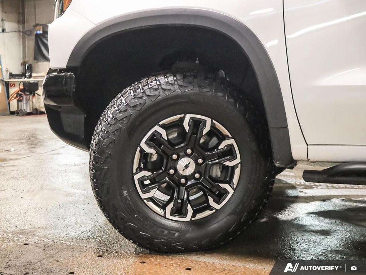 2024 Chevrolet Silverado 1500 ZR2 Photo