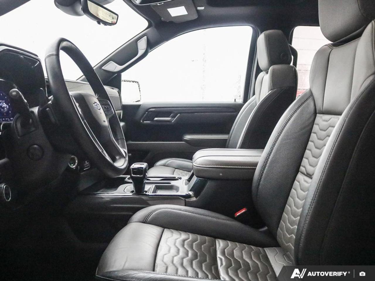 2024 Chevrolet Silverado 1500 ZR2 Photo