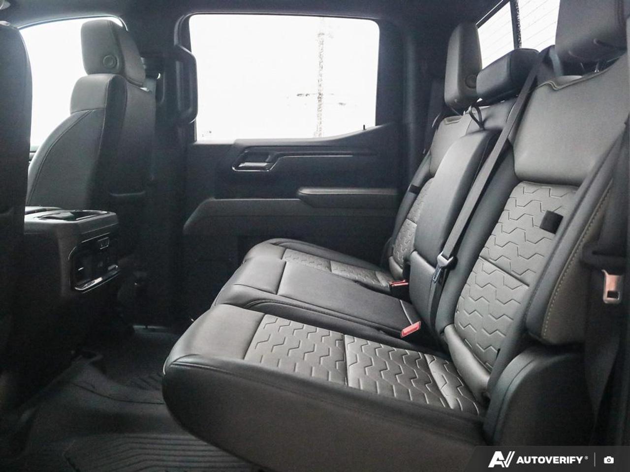 2024 Chevrolet Silverado 1500 ZR2 Photo