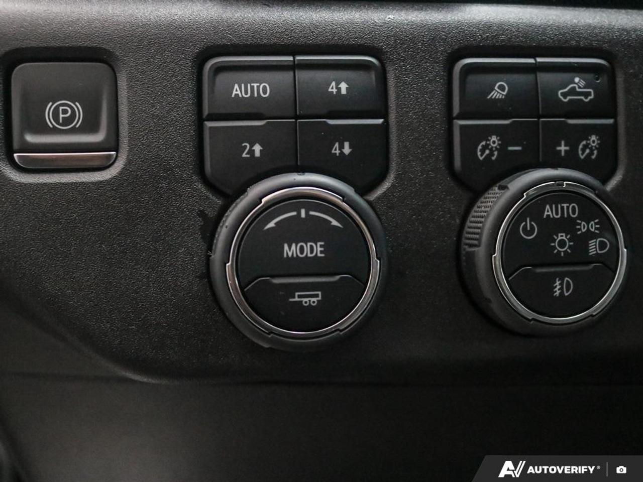 2024 Chevrolet Silverado 1500 ZR2 Photo