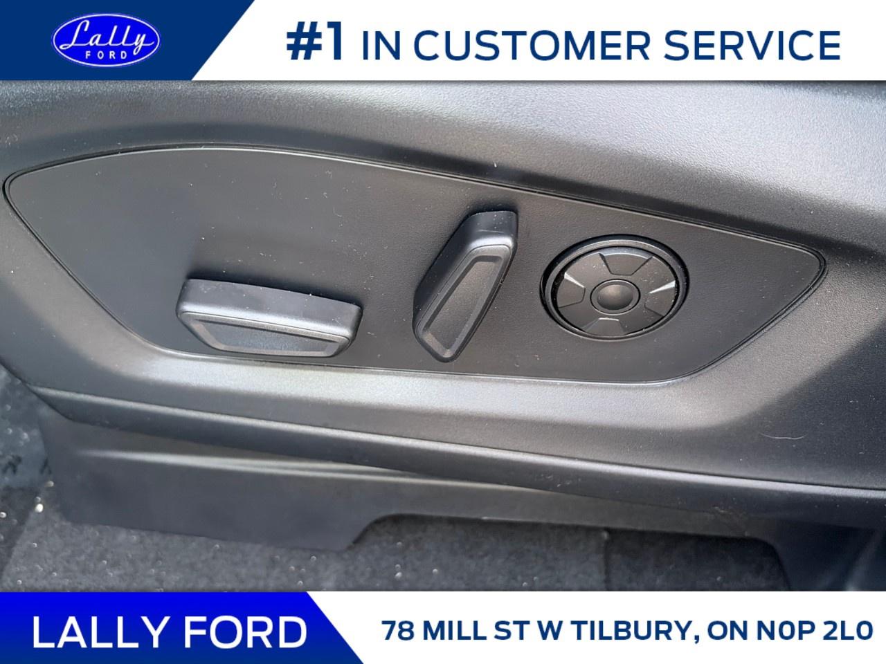 2026 Ford Explorer Platinum 4WD Photo