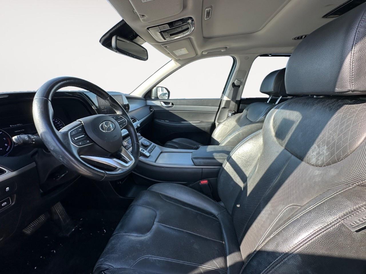 2021 Hyundai PALISADE Luxury 7-Passenger AWD Photo