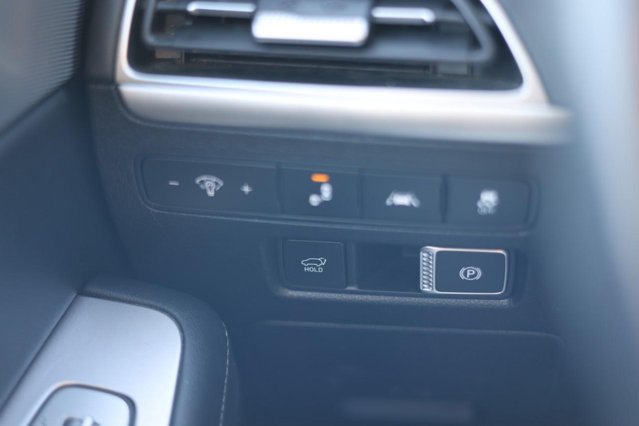 2021 Hyundai PALISADE Luxury 7-Passenger AWD Photo