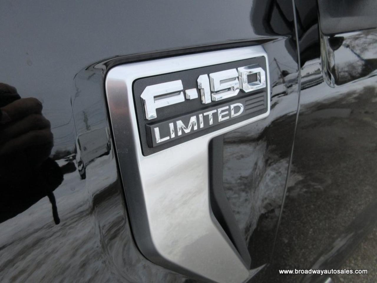 2022 Ford F-150 FUEL EFFICIENT LIMITED-EDITION 5 PASSENGER 3.5L - HYBRID.. 4X4.. CREW-CAB.. SHORTY.. NAVIGATION.. PANORAMIC SUNROOF.. LEATHER.. HEATED SEATS & WHEEL.. Photo