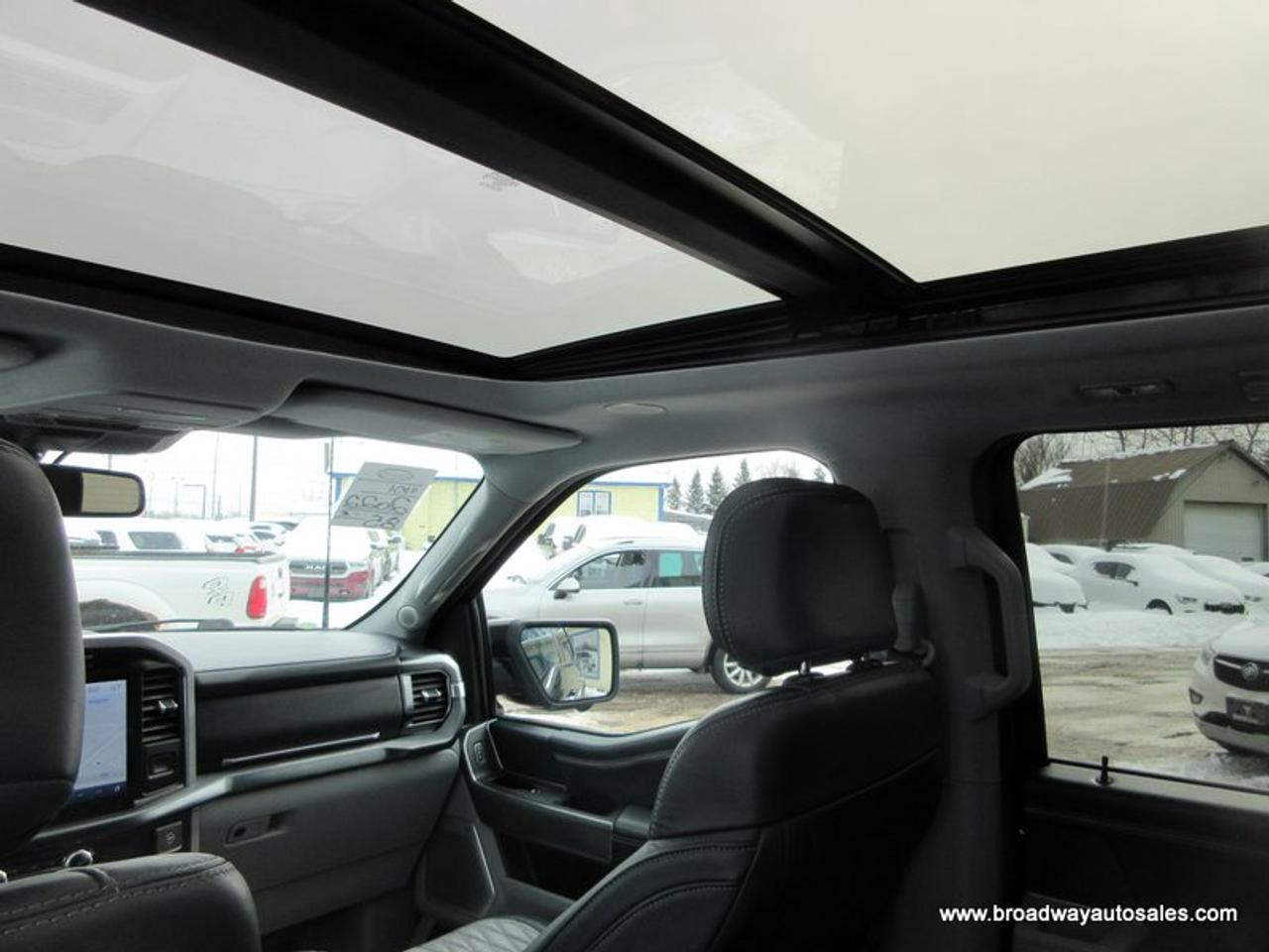 2022 Ford F-150 FUEL EFFICIENT LIMITED-EDITION 5 PASSENGER 3.5L - HYBRID.. 4X4.. CREW-CAB.. SHORTY.. NAVIGATION.. PANORAMIC SUNROOF.. LEATHER.. HEATED SEATS & WHEEL.. Photo