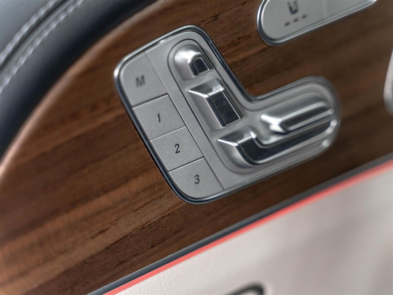 2022 Mercedes-Benz GLE GLE 350|AMG PKG|INTELLIGENT DRIVE|TECH PKG|PREMIUM PKG Photo