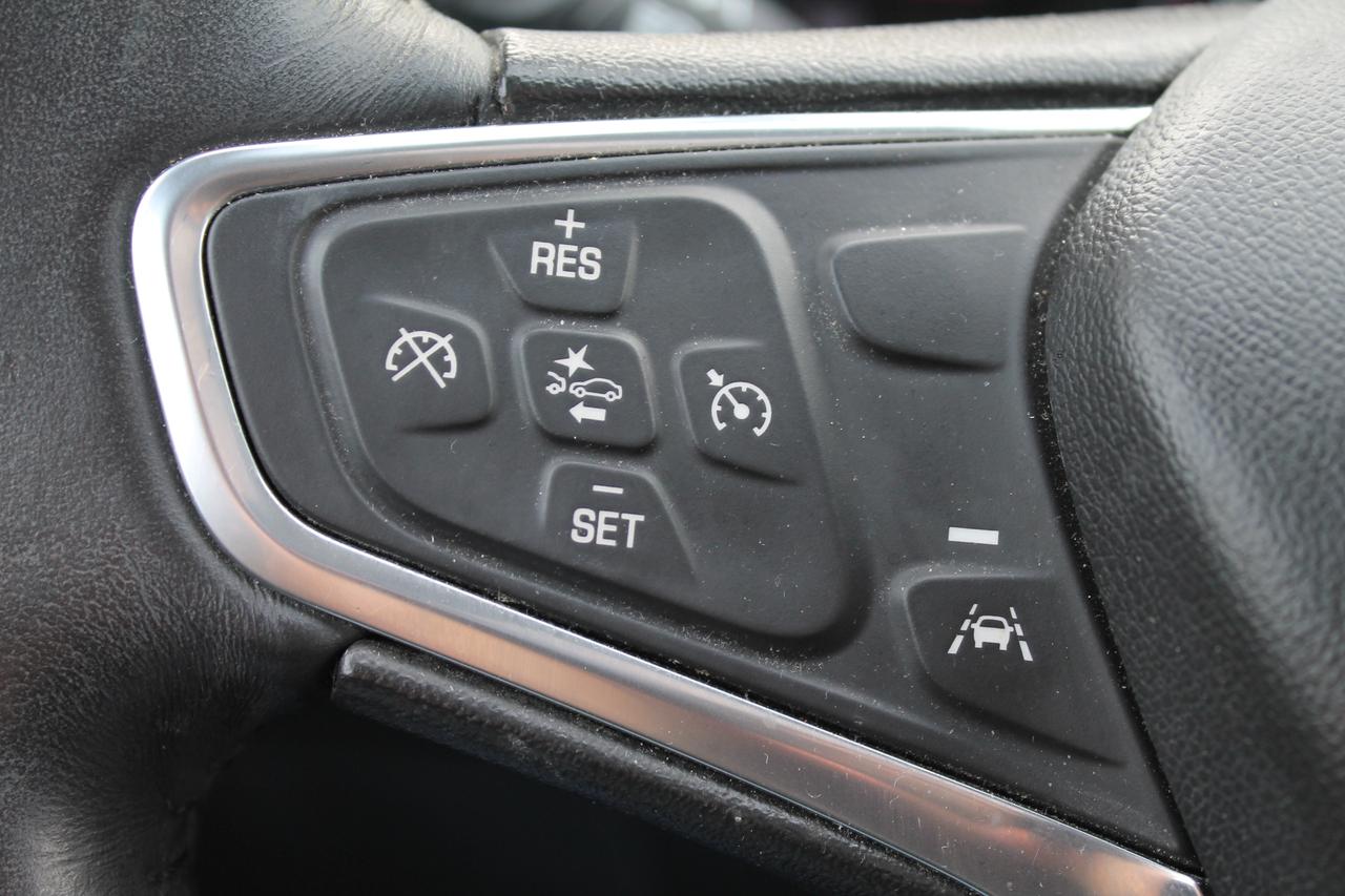 2016 Chevrolet Malibu 1LT Photo