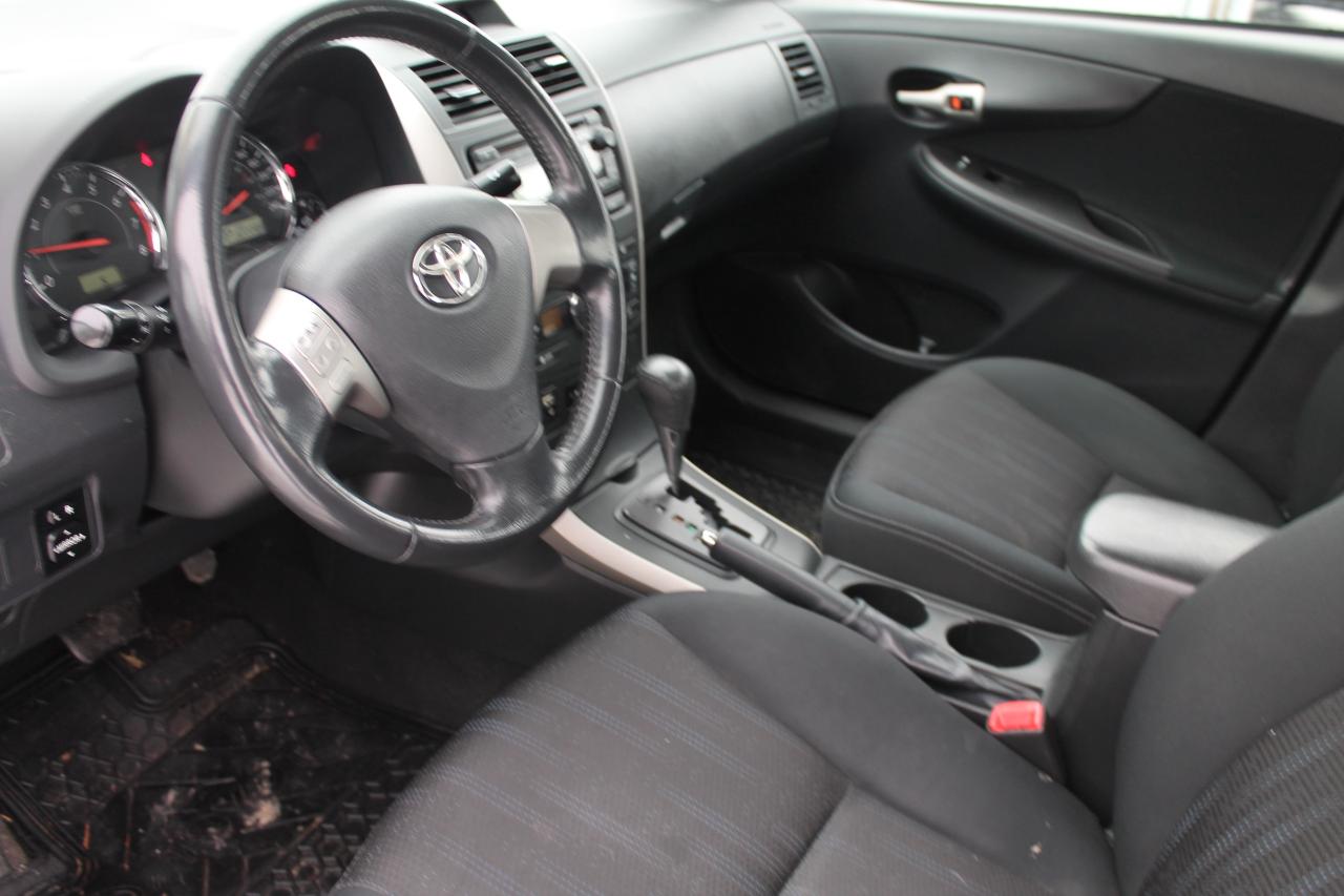 2012 Toyota Corolla S Photo