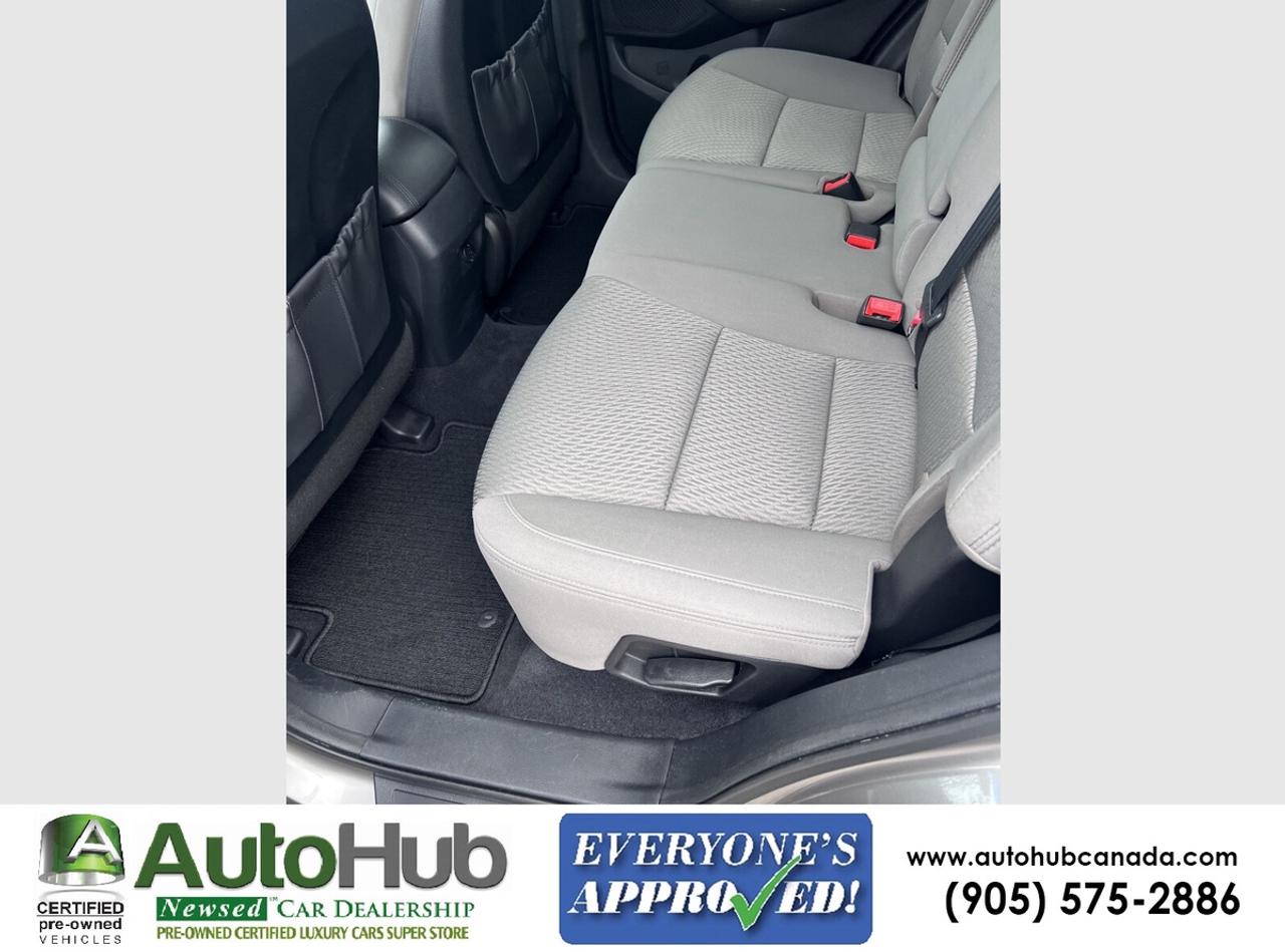 2017 Hyundai Santa Fe SPORT-HEATED SEATS-BACKUP CAMERA Photo