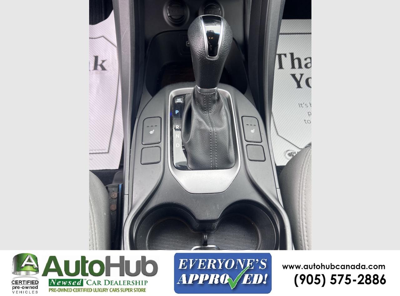 2017 Hyundai Santa Fe SPORT-HEATED SEATS-BACKUP CAMERA Photo