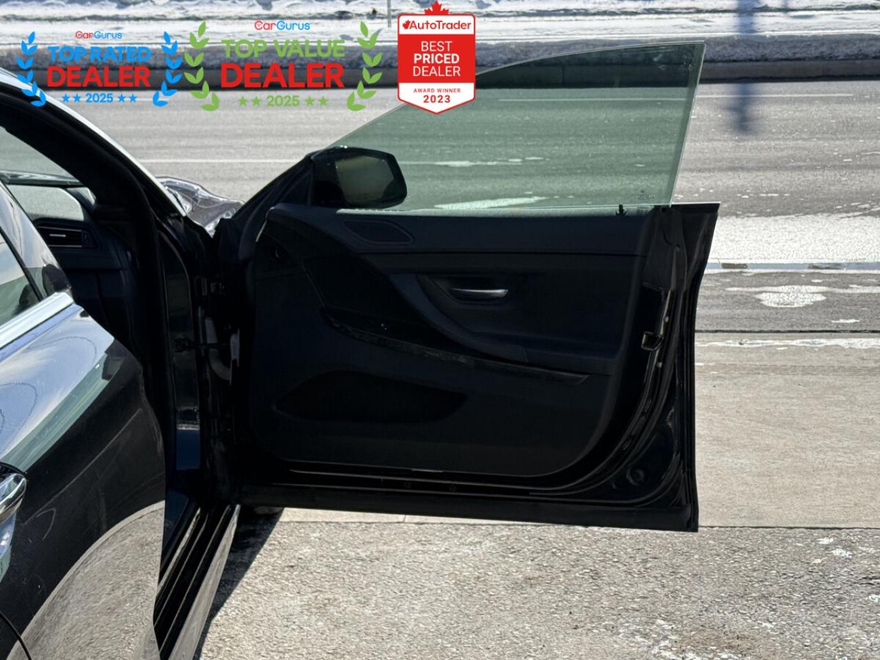 2015 BMW 6 Series 640i //M PKG | SUNROOF | BACK UP CAMERA Photo