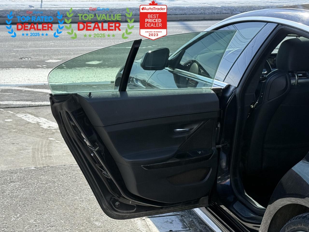 2015 BMW 6 Series 640i //M PKG | SUNROOF | BACK UP CAMERA Photo