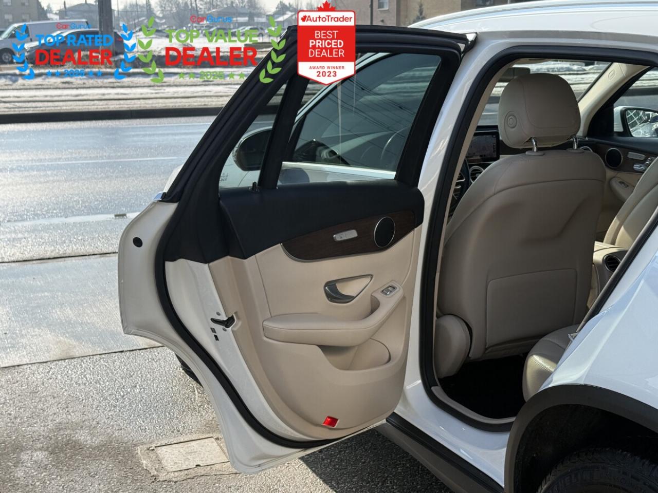 2020 Mercedes-Benz GLC-Class 300 | PREMIUM | PANO | 360 CAMERA | LOADED Photo