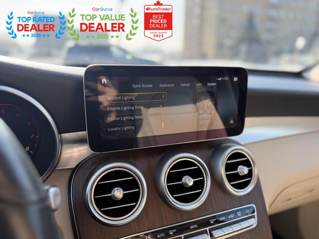 2020 Mercedes-Benz GLC-Class 300 | PREMIUM | PANO | 360 CAMERA | LOADED Photo