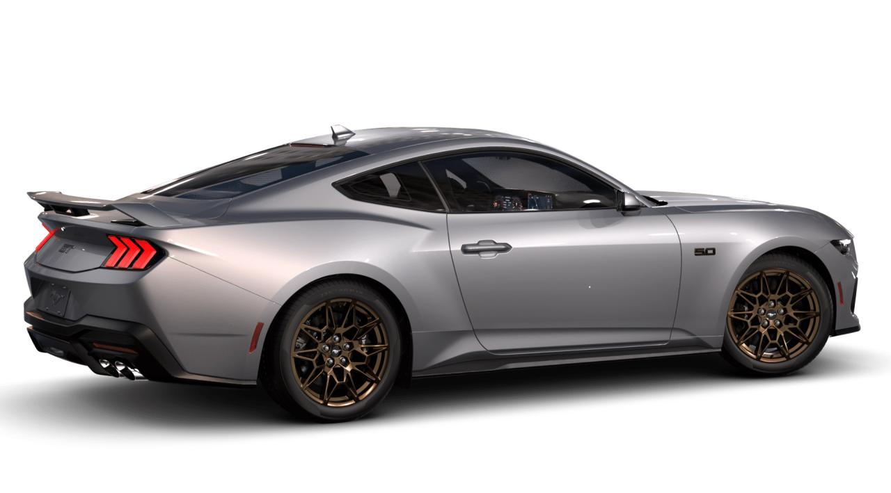 2026 Ford Mustang GT Premium Fastback Photo2