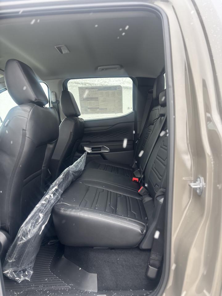 2026 Ford Ranger LARIAT® Photo4