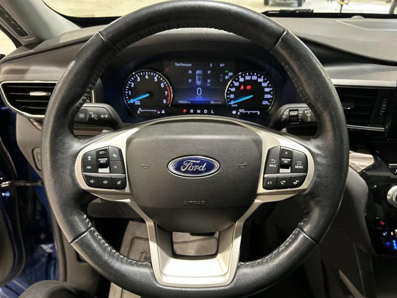 2022 Ford Explorer Limited 4WD | Hybrid Photo