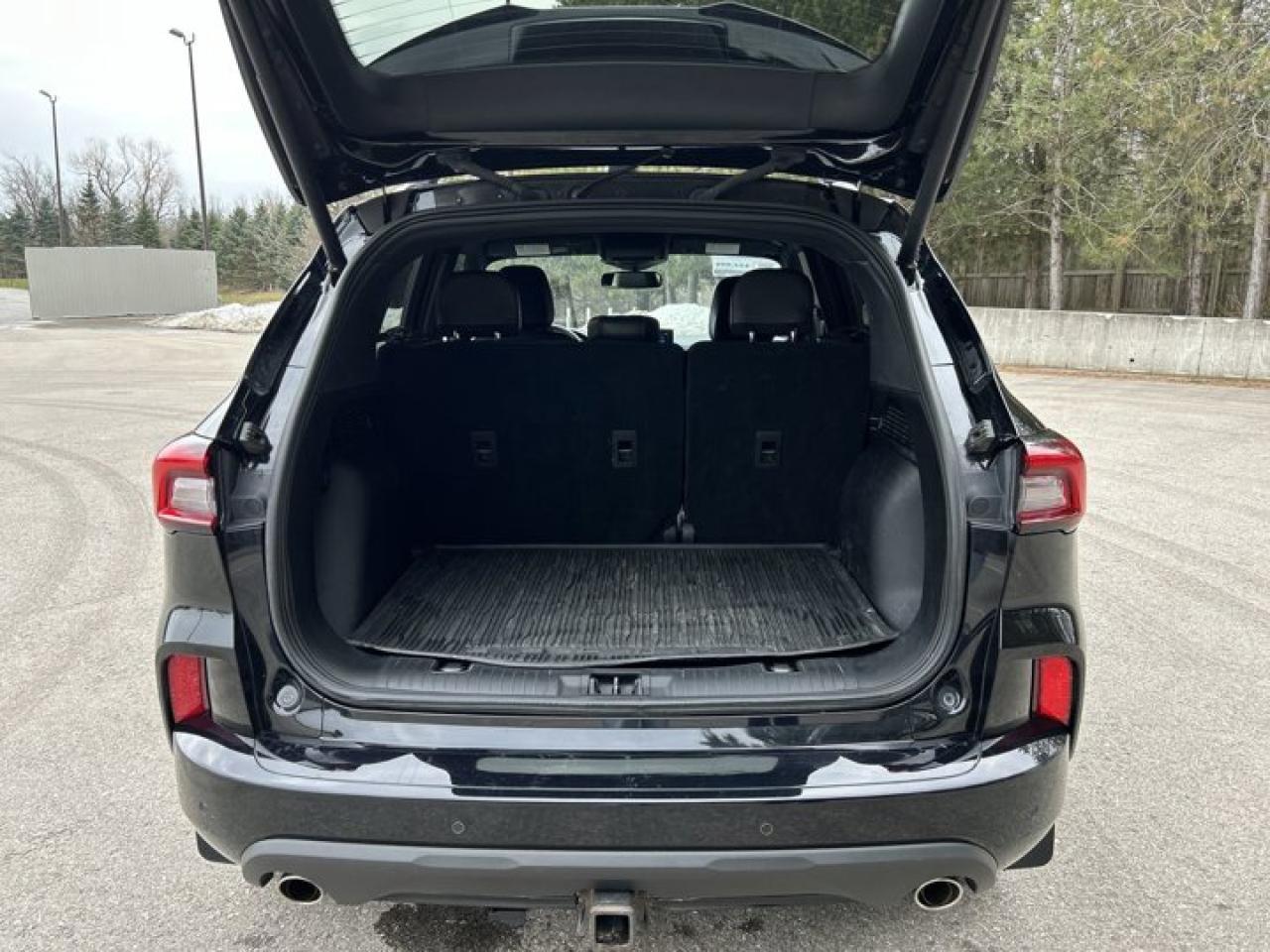 2023 Ford Escape ST-Line Elite AWD | 360 Camera | Remote Start | Heated Steering Wheel | No accidents Photo